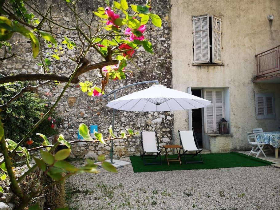 La Casetta Du Village, Calme Et Exterieur 圣瓦利耶-德蒂耶 外观 照片